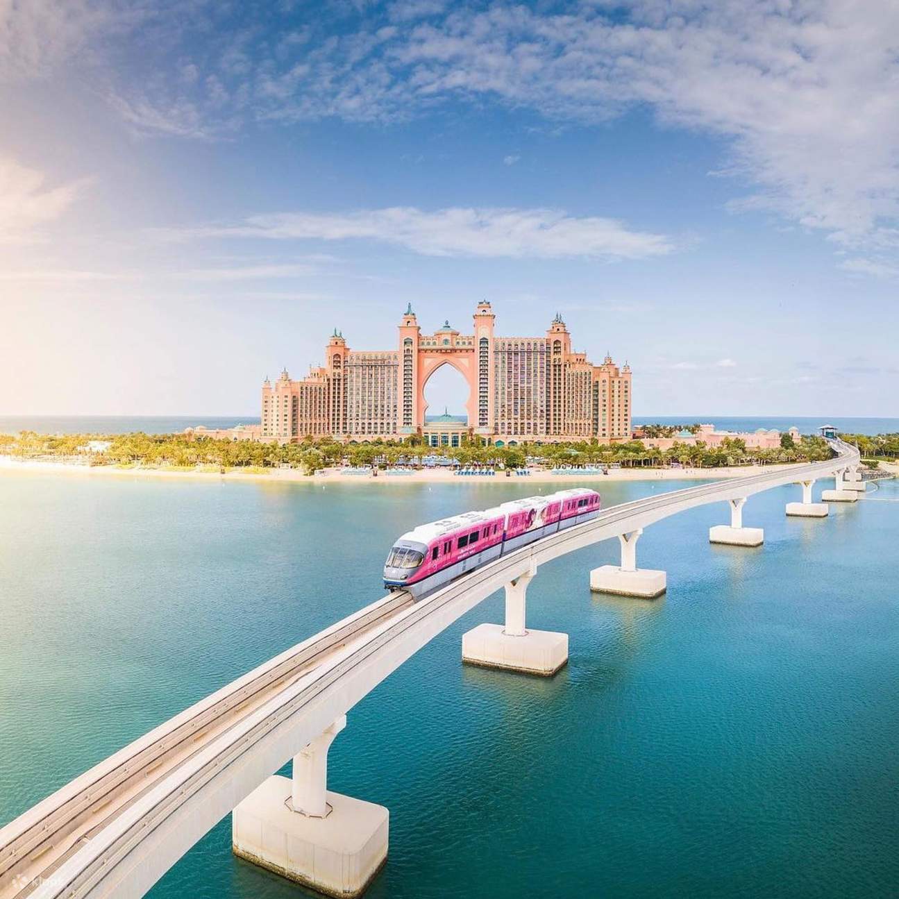 Mono Rail in Dubai City Tour With Guide