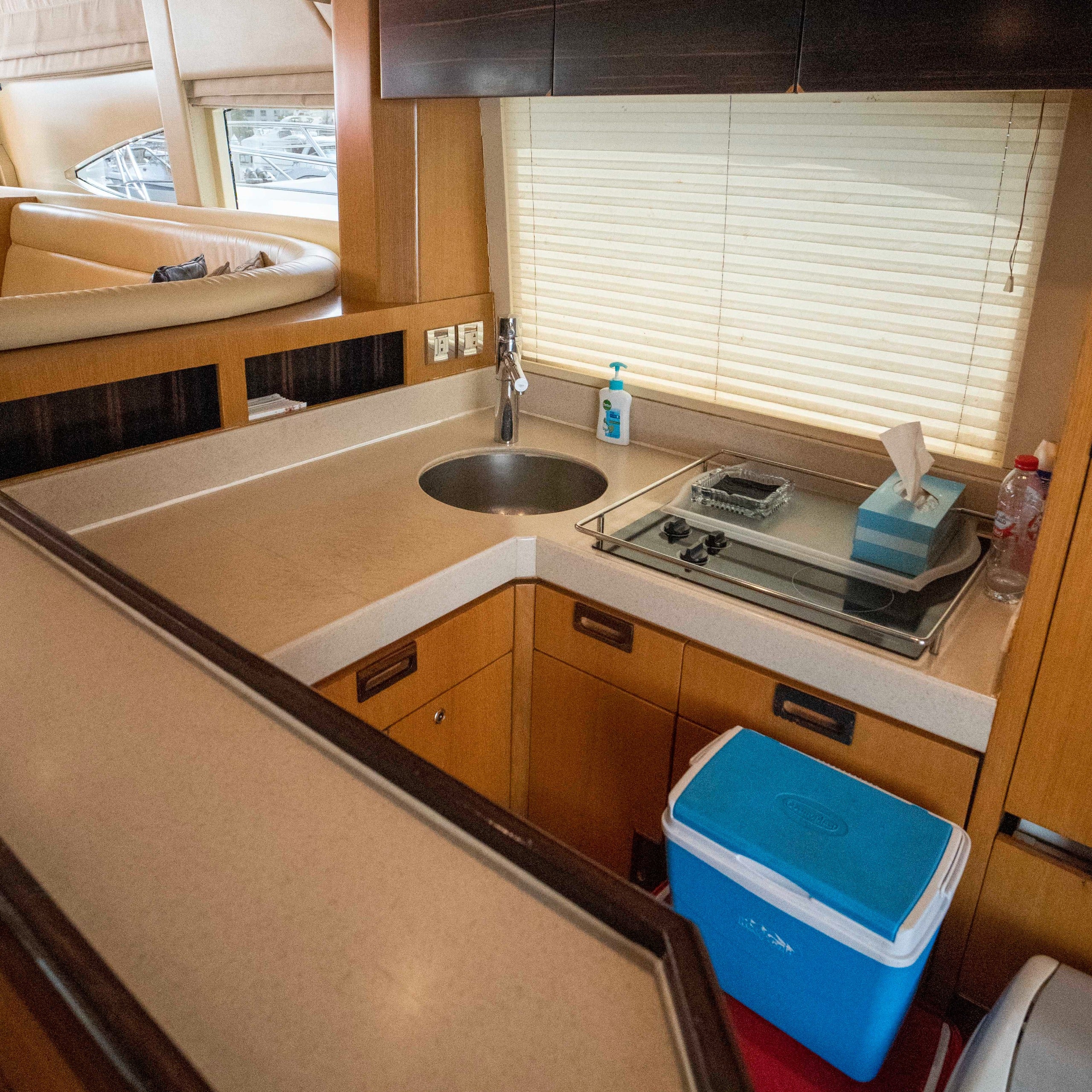 Majesty 60 FT Yacht