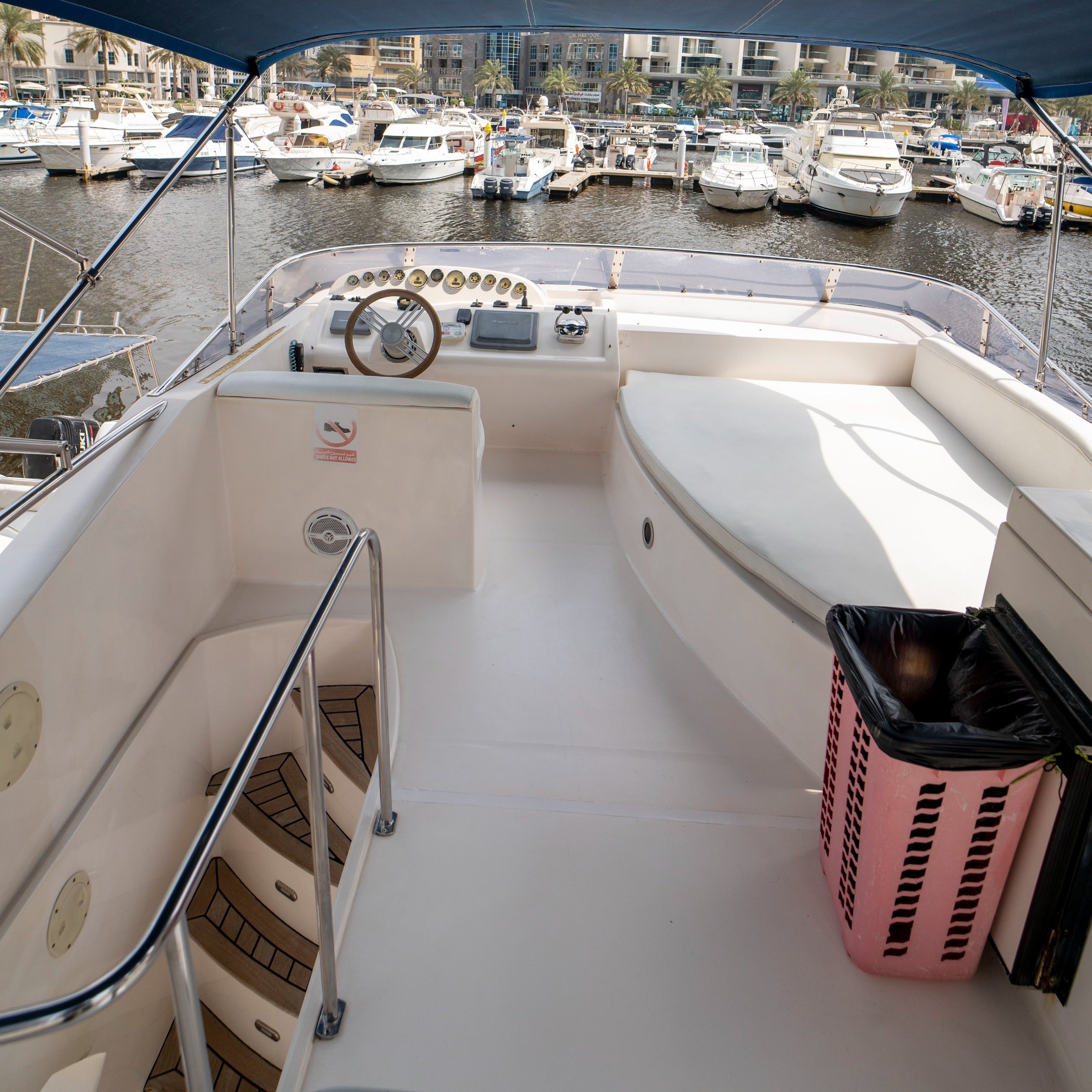 Majesty 48 FT Yacht