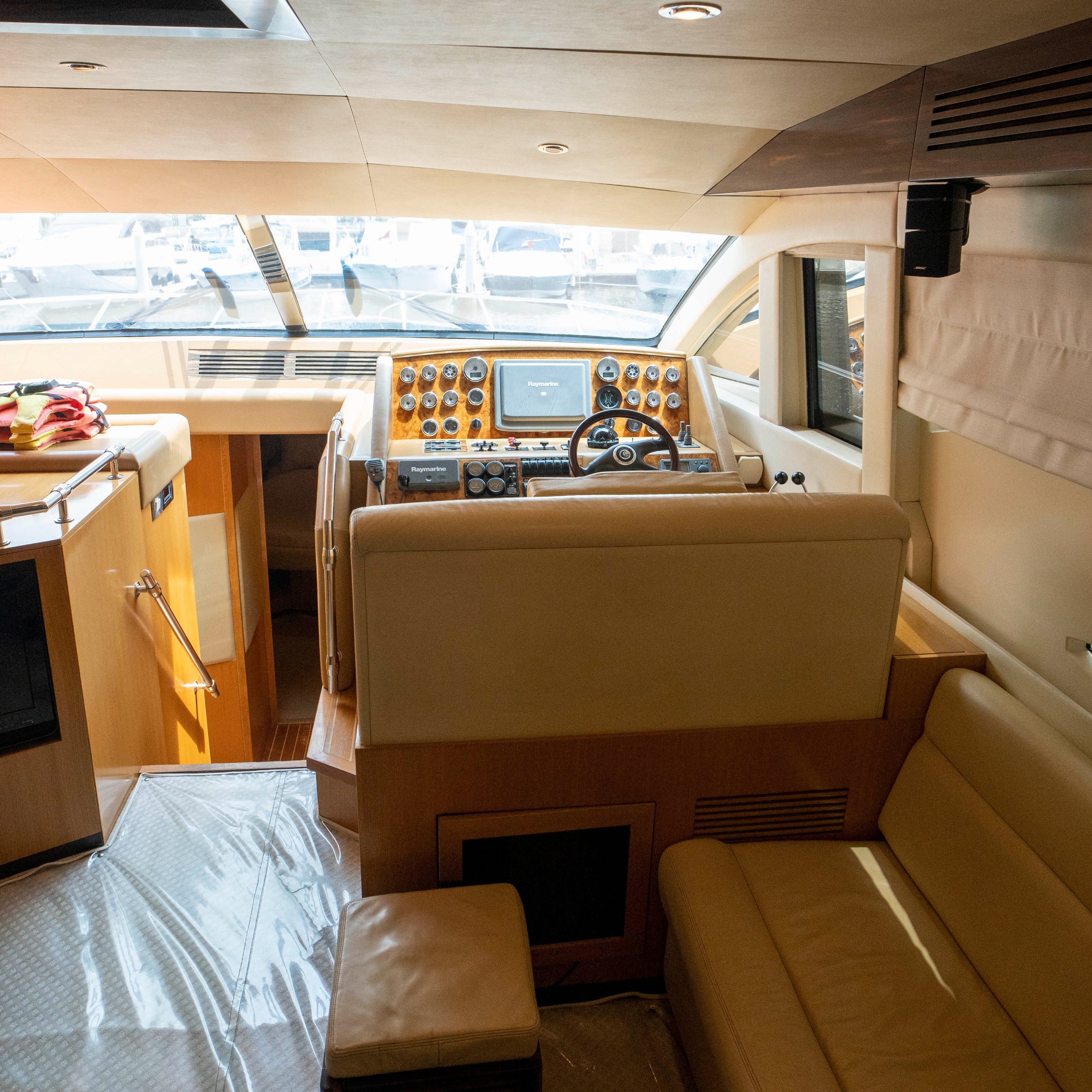 Majesty 60 FT Yacht