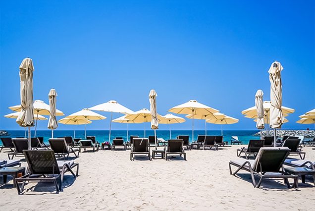Fujairah East Coast tour with beach scenery