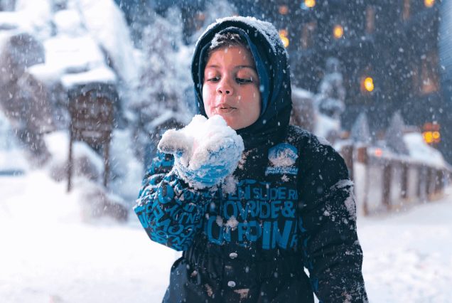 Ski Dubai indoor snow park with skiing